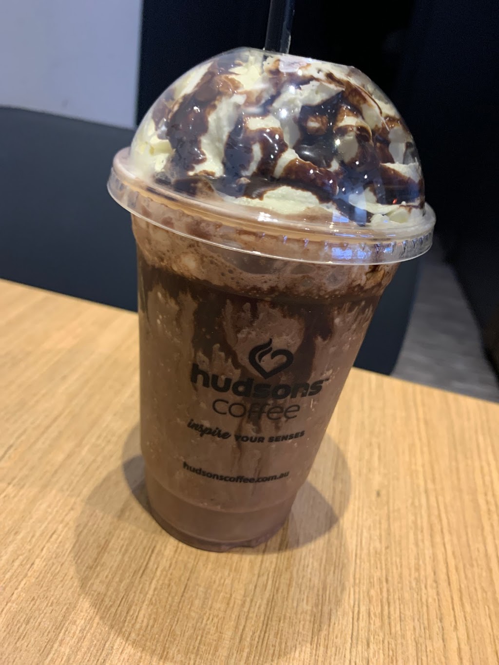 Hudsons Coffee | cafe | 1 Commercial Ln, Gawler SA 5118, Australia | 0885225311 OR +61 8 8522 5311