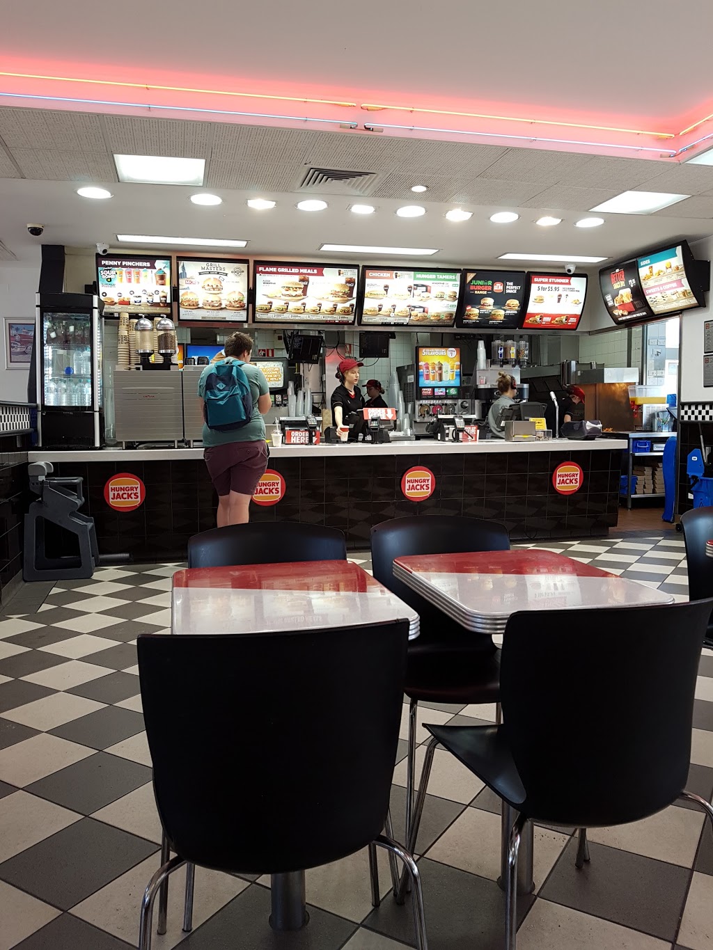 Hungry Jacks | Cnr Pacific Hwy & Renwick St, Renwick St, Wyoming NSW 2250, Australia | Phone: (02) 4328 3357