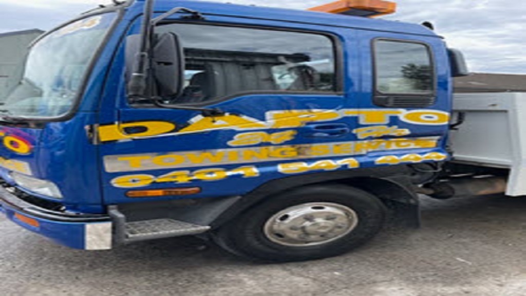 Dapto 24 HR Towing Service | Shed 8/9-11 W Dapto Rd, Kembla Grange NSW 2526, Australia | Phone: 0401 541 444