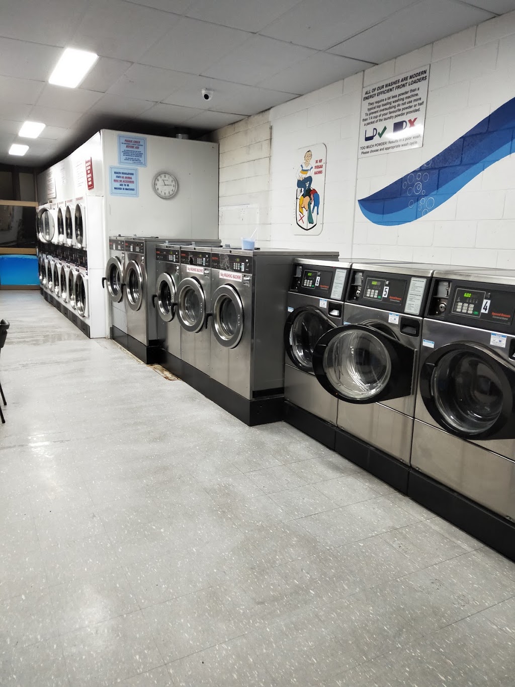 John St Pakenham Laundromat | 43 John St, Pakenham VIC 3810, Australia | Phone: 0417 563 433