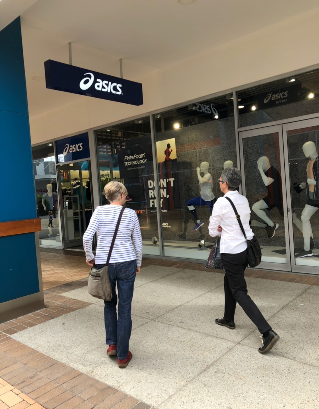 ASICS Factory Outlet Harbour Town | C12A/147-189 Brisbane Rd, Biggera Waters QLD 4216, Australia | Phone: (07) 5529 0829