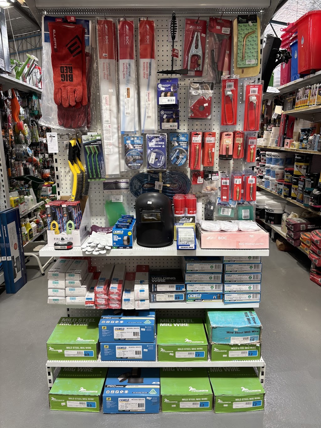 Staffords Hardware Bombala | 3 Badgery St, Bombala NSW 2632, Australia | Phone: (02) 6458 3190