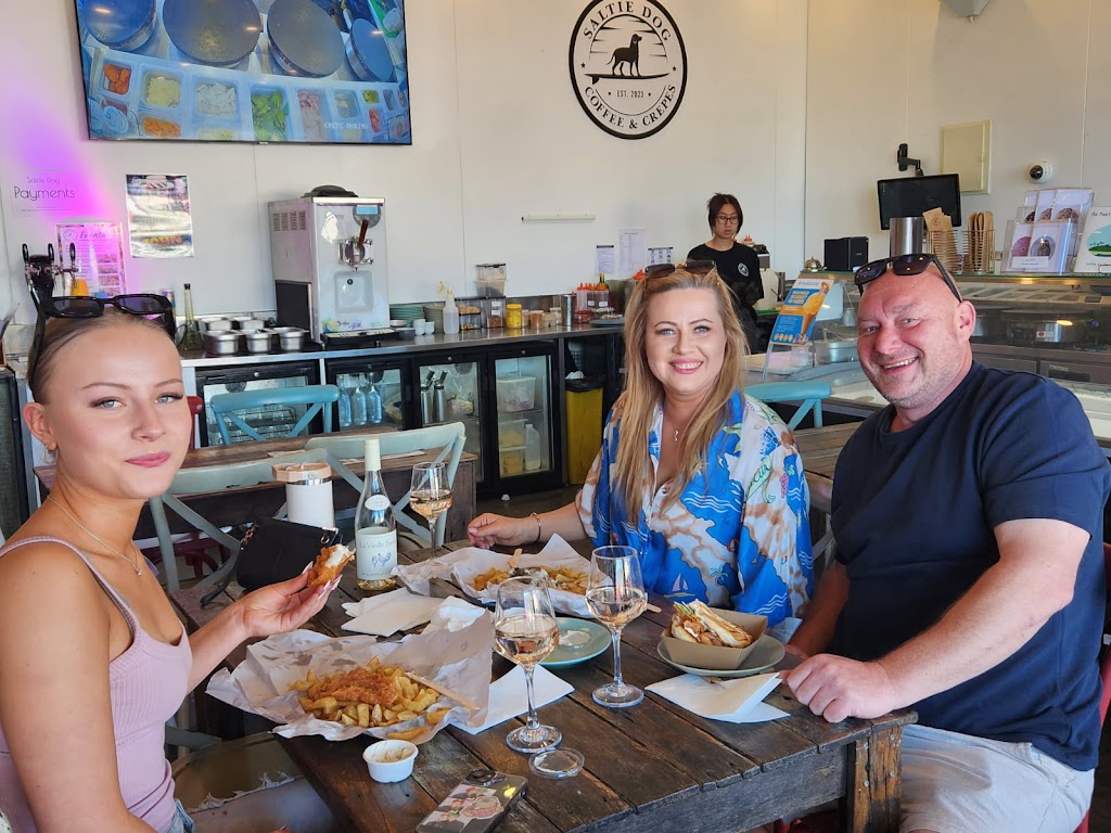 Saltie Dog Coffee & Crepes | 748 Lawrence Hargrave Dr, Coledale NSW 2515, Australia | Phone: 0477 227 534