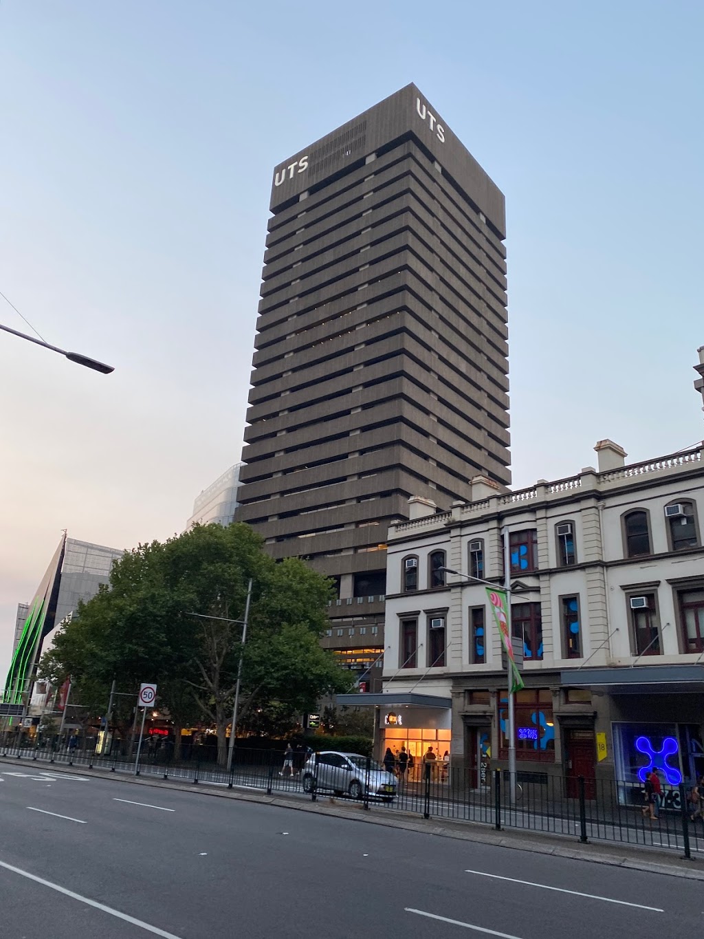 UTS Tower | Ultimo NSW 2007, Australia | Phone: (02) 9514 3074