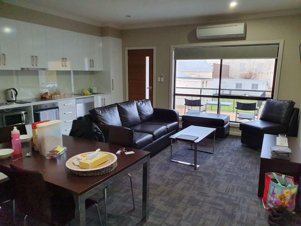 Renmark Holiday Apartments | 161 Murray Ave, Renmark SA 5341, Australia | Phone: 1300 855 563
