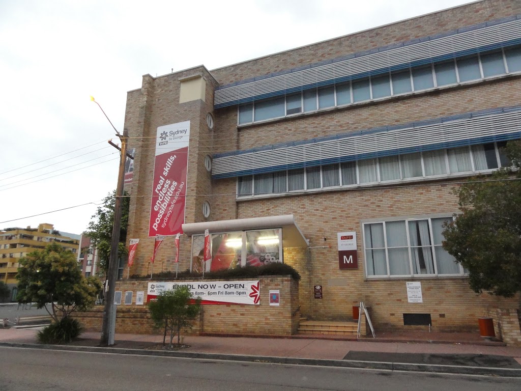 TAFE NSW - St George, Building M | university | Building M/19 Montgomery St, Kogarah NSW 2217, Australia | 131601 OR +61 131601