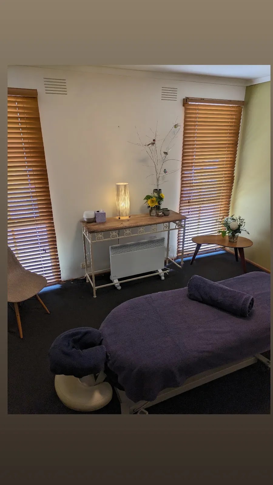 Caitlin Gale Myotherapy | 26 Victoria St, Macedon VIC 3440, Australia | Phone: (03) 9426 3945