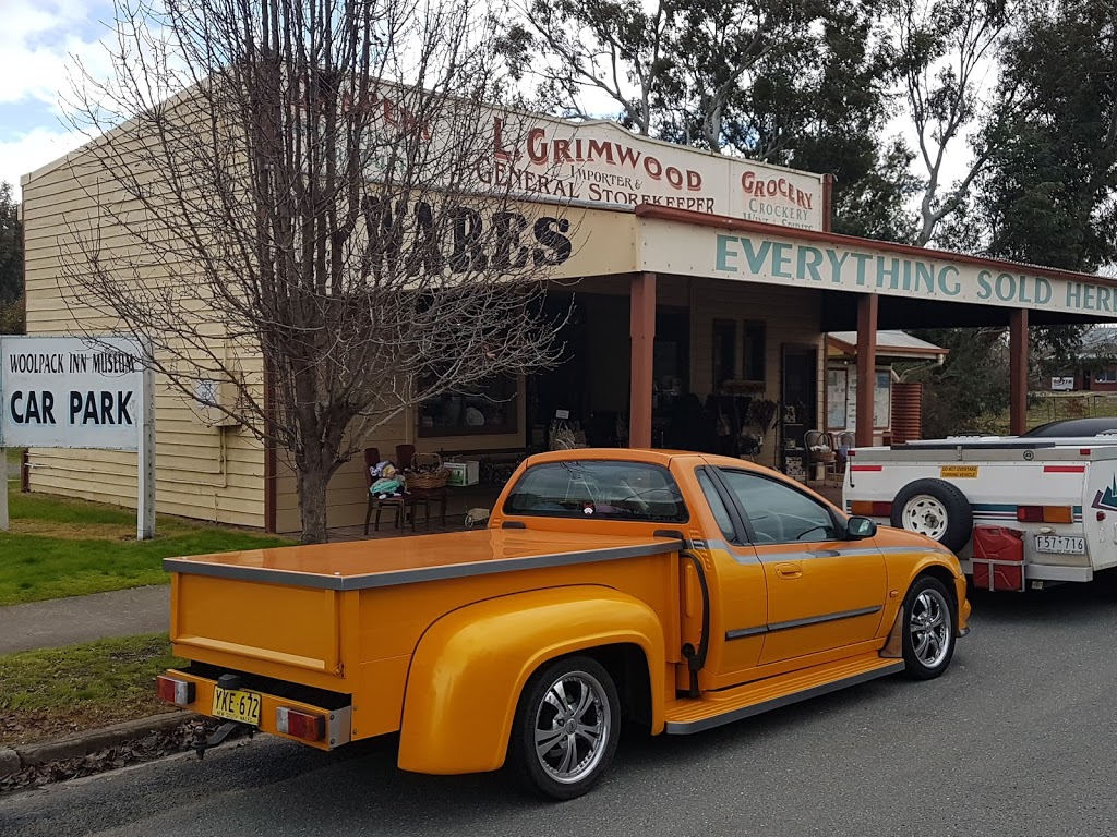 Lady Gails Bookshop & Curios | 79 Albury St, Holbrook NSW 2644, Australia | Phone: (02) 6036 3777