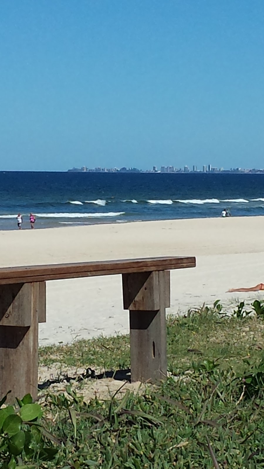 Volley Mermaid Beach | park | 173 Hedges Ave, Mermaid Beach QLD 4218, Australia