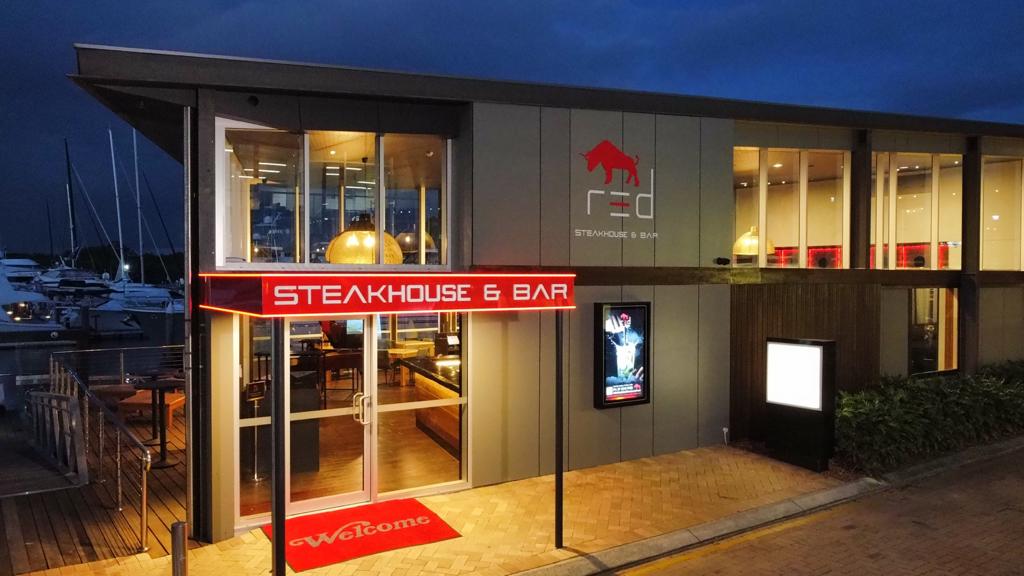 Red Steakhouse & Bar | restaurant | Shop 46E Santuary Cove Village 4601, Masthead Way, Hope Island QLD 4212, Australia | 0755109988 OR +61 7 5510 9988