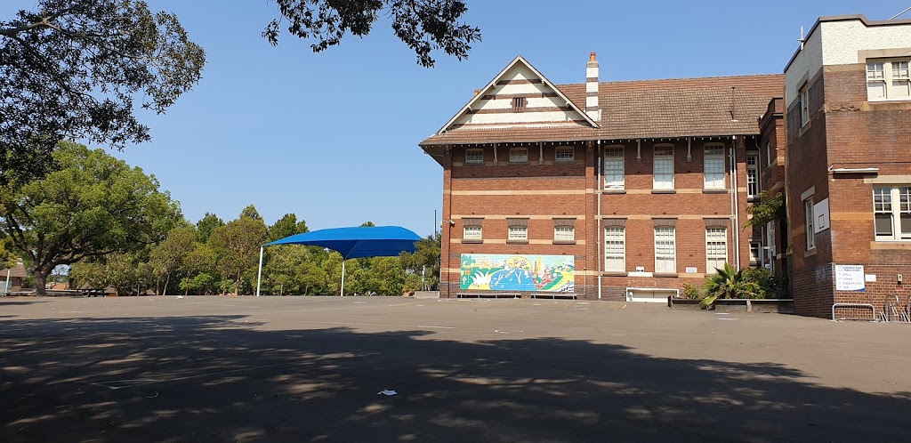 Gardeners Road Public School | school | 827 Botany Rd, Rosebery NSW 2018, Australia | 0296672193 OR +61 2 9667 2193