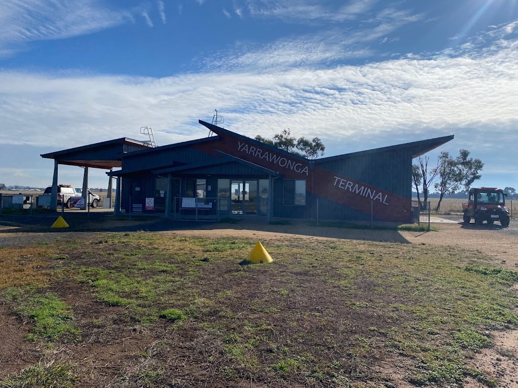 Yarrawonga Aerodrome Terminal Building | 130 Cahills Rd, Yarrawonga VIC 3730, Australia | Phone: 0428 752 274