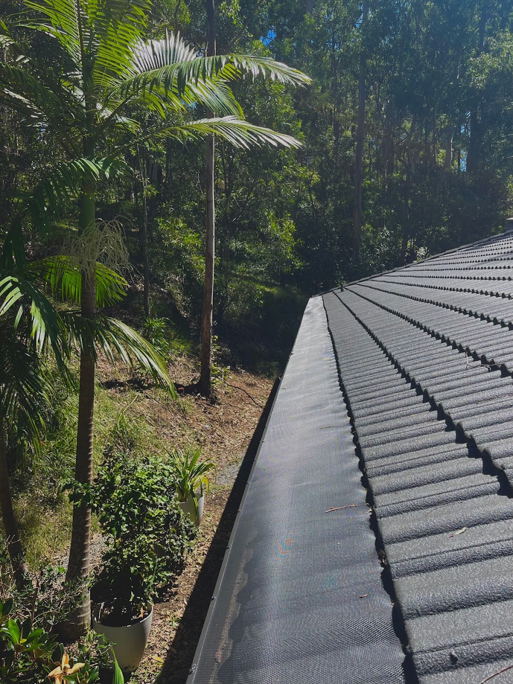 Gold Coast Gutters - Gutter Guard | roofing contractor | 12 Border Dr, Currumbin Waters QLD 4223, Australia | 0474499598 OR +61 474 499 598