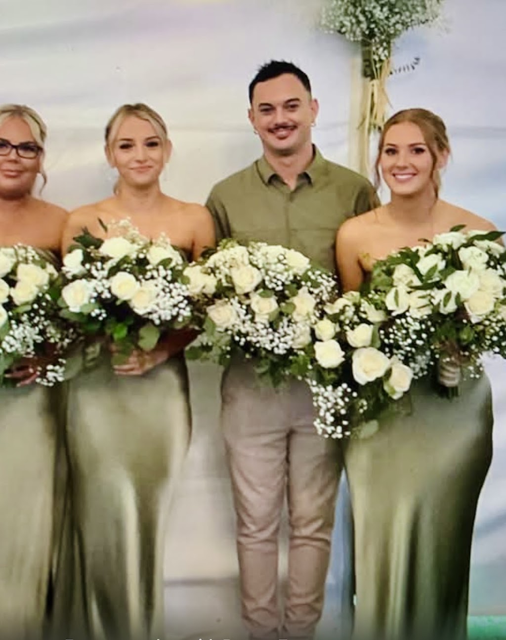 Flowers By Fee | Currumbin Waters QLD 4223, Australia | Phone: 0404 591 733
