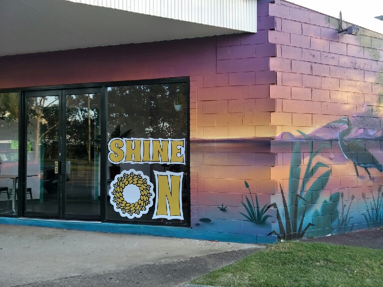 Shine On | cafe | 67 Minjungbal Dr, Tweed Heads South NSW 2486, Australia