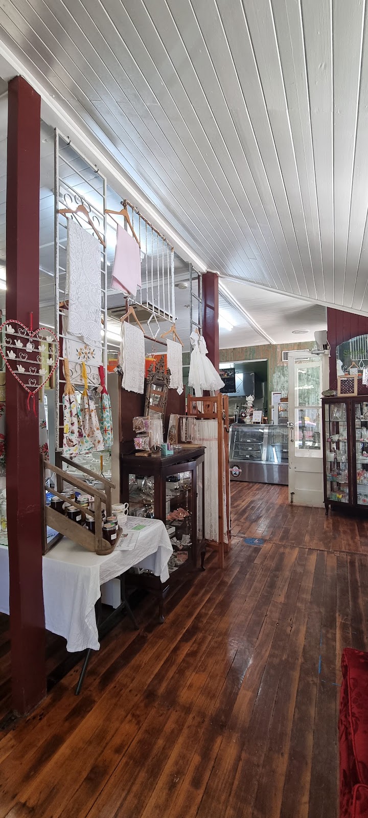 Simply Daughters | 827 Gatton Clifton Rd, Ma Ma Creek QLD 4347, Australia | Phone: (07) 5402 1552