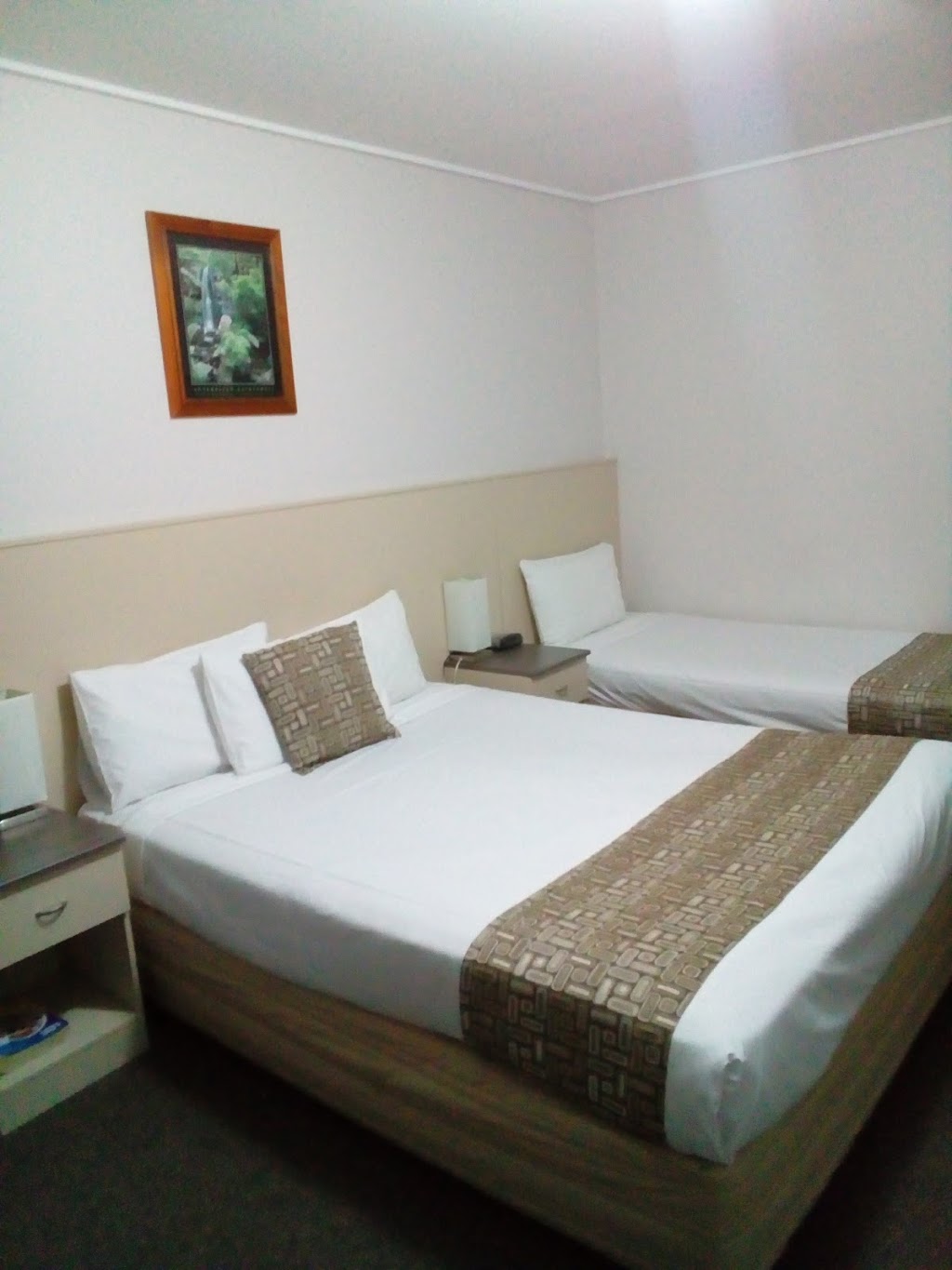 Lindy Lodge Motel | lodging | 445 Torrens Rd, Woodville Park SA 5011, Australia | 0882682333 OR +61 8 8268 2333