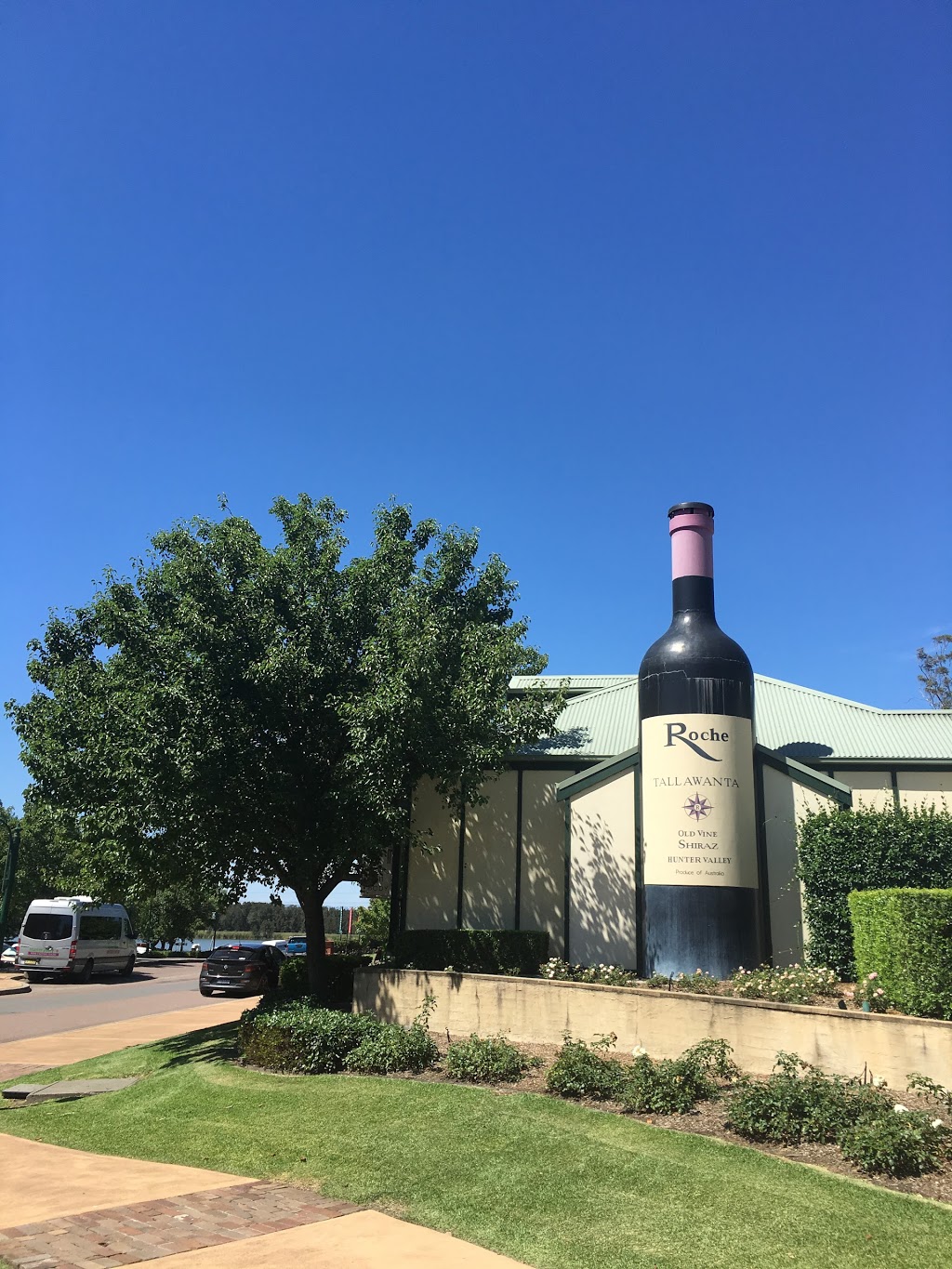 The Big Wine Bottle | 447 Broke Rd, Pokolbin NSW 2320, Australia