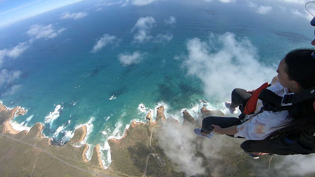 Skydive 12 Apostles | Great Ocean Road Airport, Great Ocean Rd, Peterborough VIC 3270, Australia | Phone: 0458 753 854