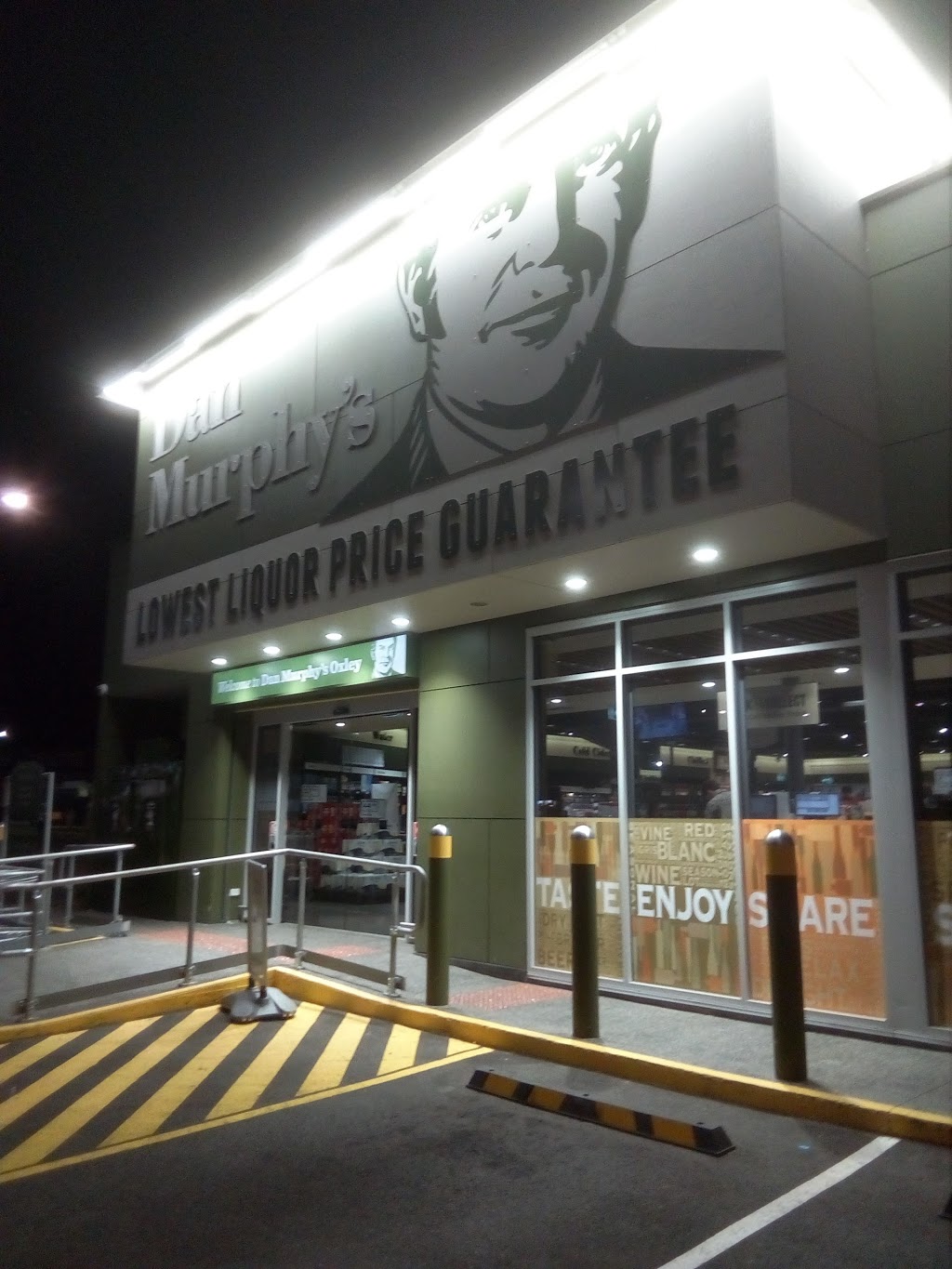 Dan Murphys Oxley | store | 146 Blunder Rd, Oxley QLD 4075, Australia | 1300723388 OR +61 1300 723 388