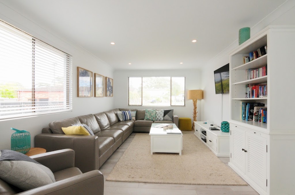 Bella Blu Beach House Vincentia | 126 Elizabeth Dr, Vincentia NSW 2540, Australia | Phone: (203) 803-8322