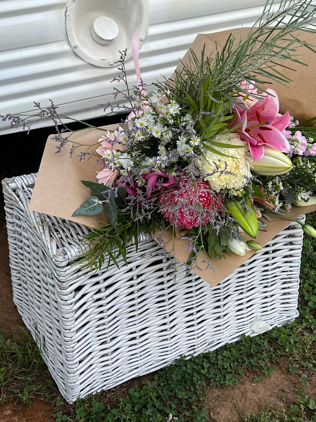 Bring Around a PosY | florist | 587 Morses Creek Rd, Wandiligong VIC 3744, Australia | 0407835006 OR +61 407 835 006