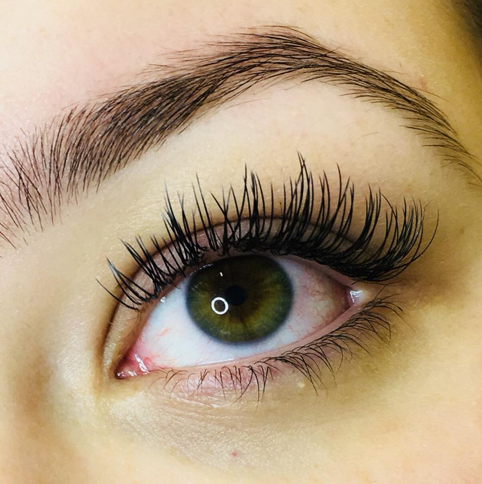 Eyelash Extensions by Virginia - Glamour Lash | Building 8/36 Aylesbury Dr, Altona VIC 3018, Australia | Phone: 0418 587 957