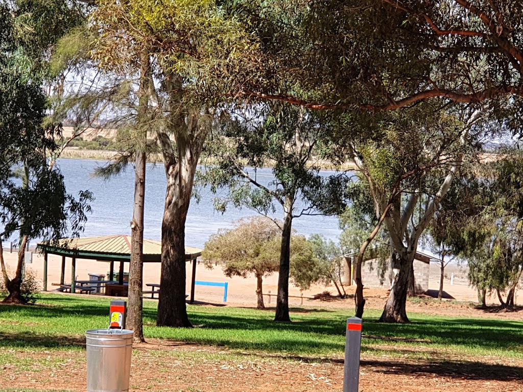 Lake Wyangan Recreational Park | 2737 Lakes Rd, Nericon NSW 2680, Australia | Phone: (02) 6962 8100