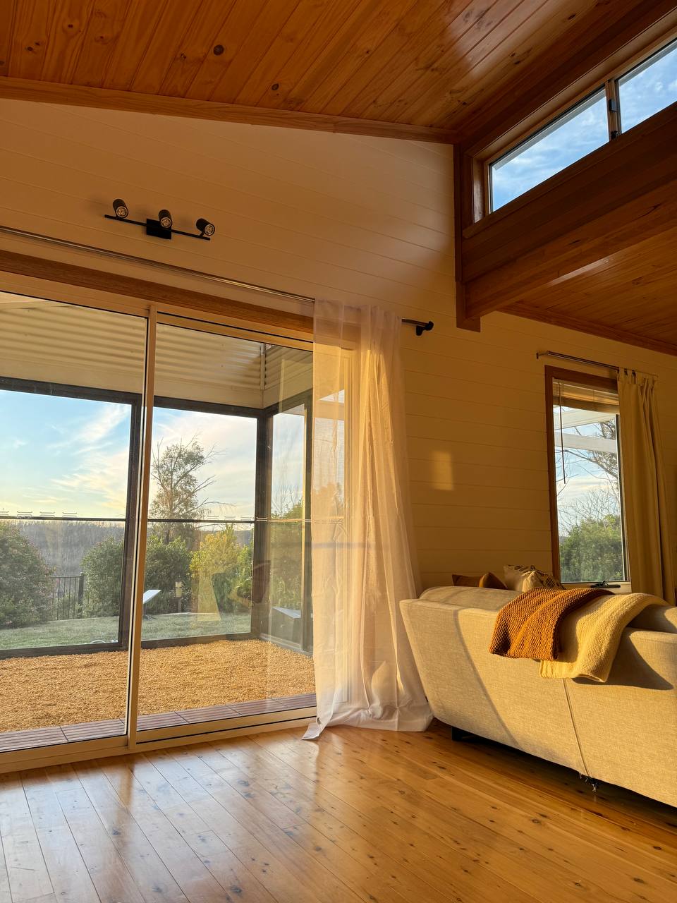 Nunyara Retreat - A Lithgow Seven Valleys Luxury Accommodation | 86 Valley View Rd, Dargan NSW 2786, Australia | Phone: 0403 597 207