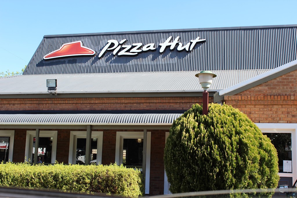 Pizza Hut Windsor Dine In | meal delivery | 69 Macquarie St, Windsor NSW 2756, Australia | 0245738553 OR +61 2 4573 8553
