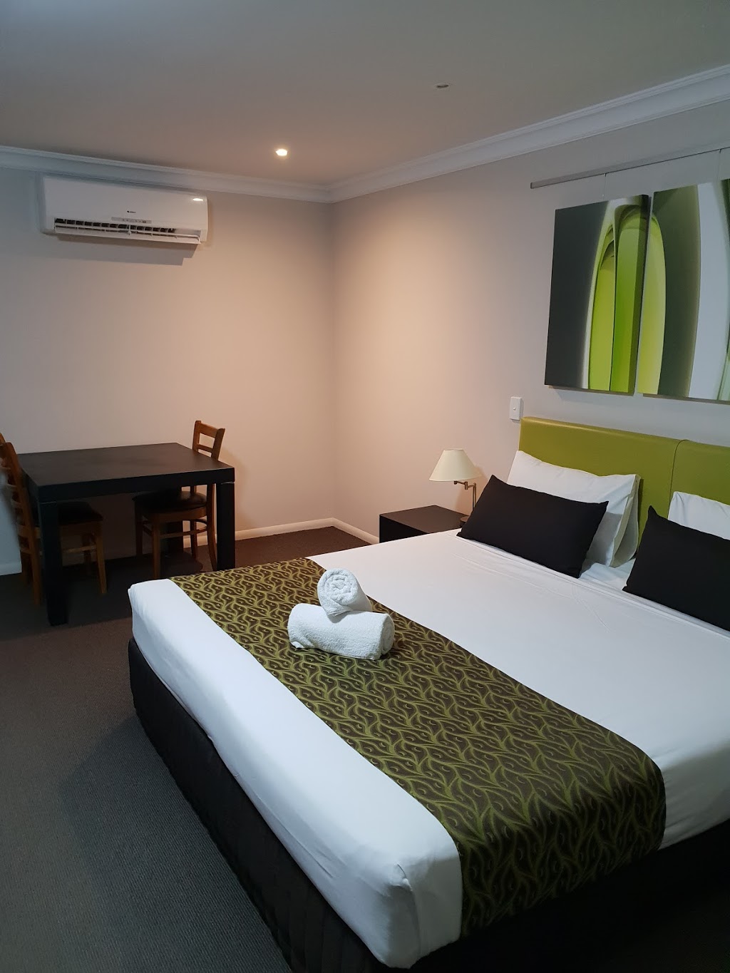 Drovers Motor Inn | lodging | 87 Drayton St, Dalby QLD 4405, Australia | 0746690444 OR +61 7 4669 0444