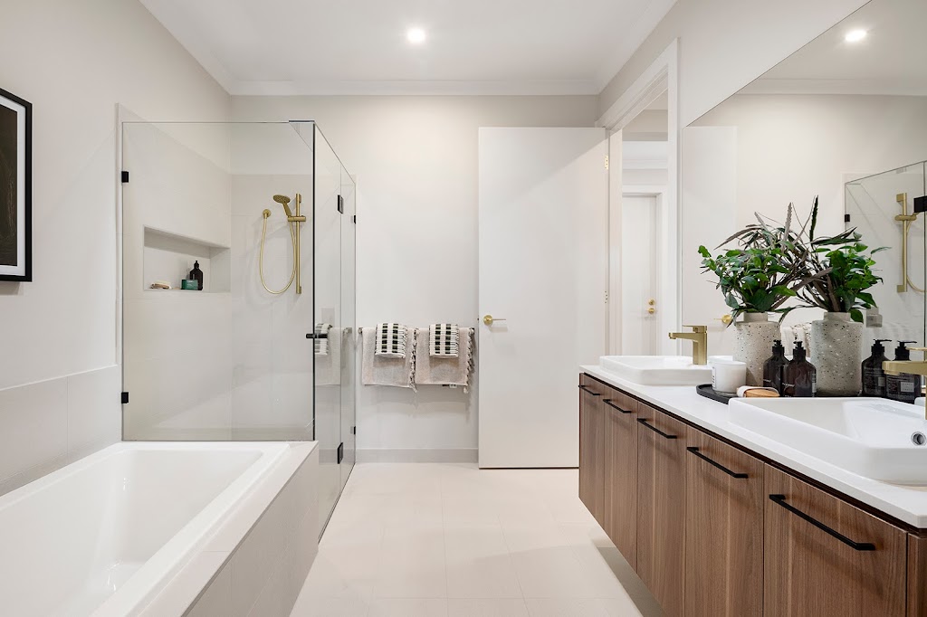 Simonds Homes - Alamora Estate, Tarneit | 64 Mendocino Cr, Tarneit VIC 3029, Australia | Phone: 0448 184 746