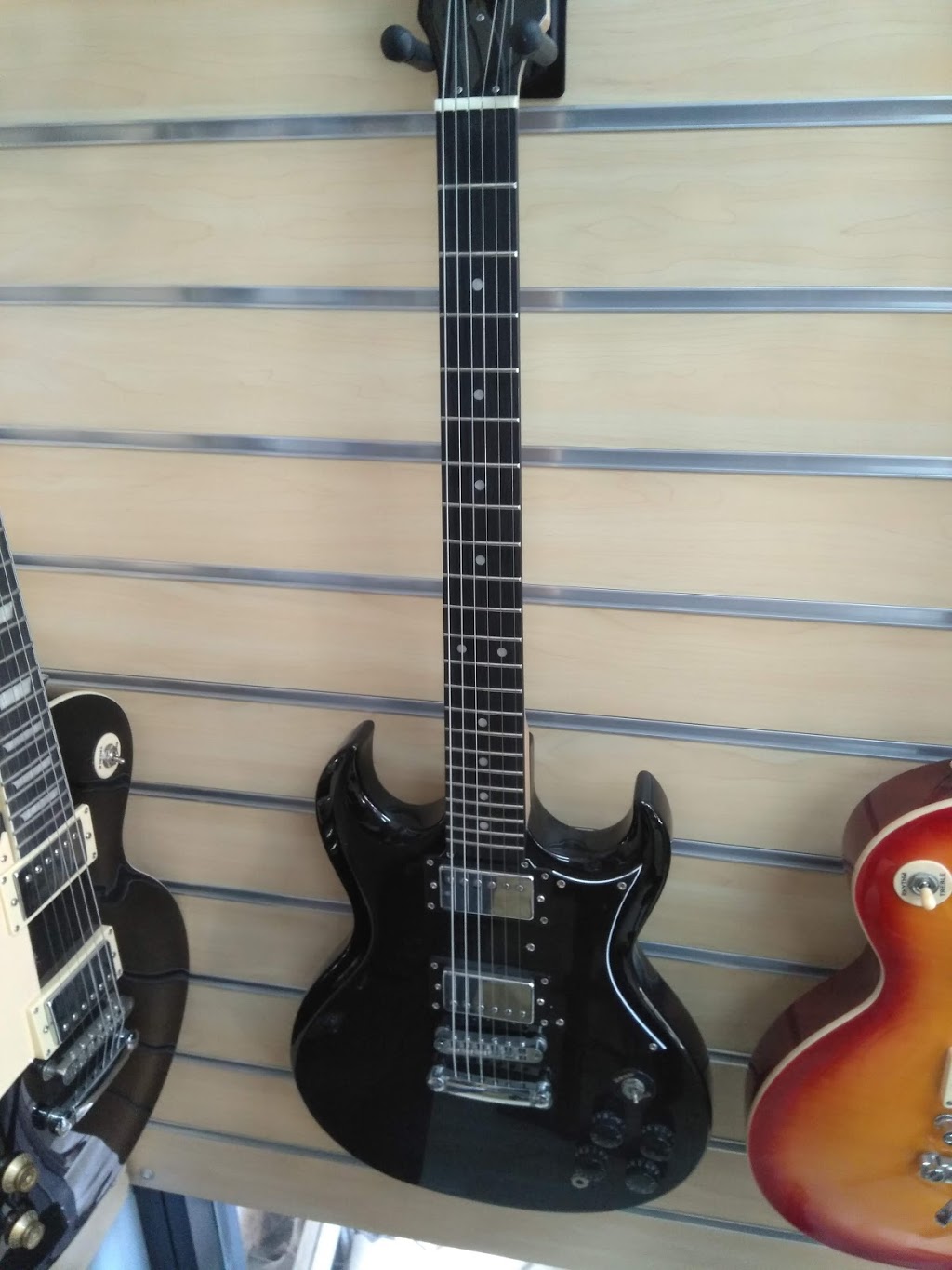 Artist Guitars | home goods store | 6/26 Nelson Road, Yennora, NSW, 2161 | 1300489816 OR +61 1300 489 816
