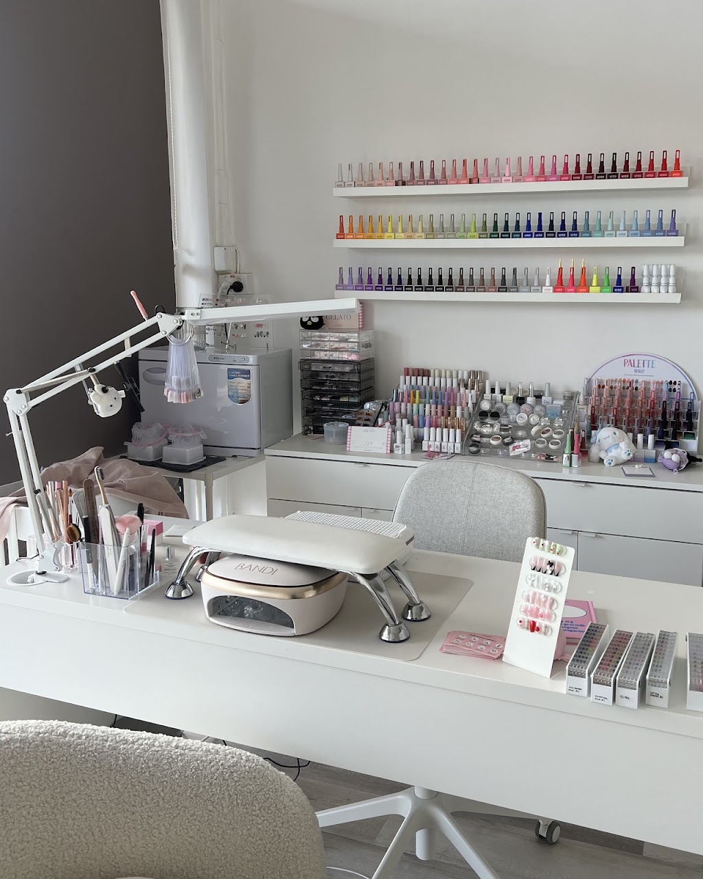 Room Number 022 | 16 Hosken St, Springvale South VIC 3172, Australia | Phone: 0406 464 129