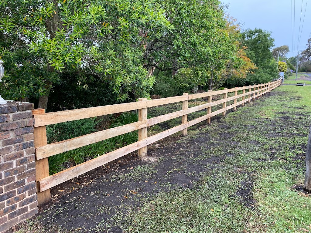 Hawkesbury Fencing | 89 Mitchell Park Rd, Cattai NSW 2756, Australia | Phone: 0400 225 577