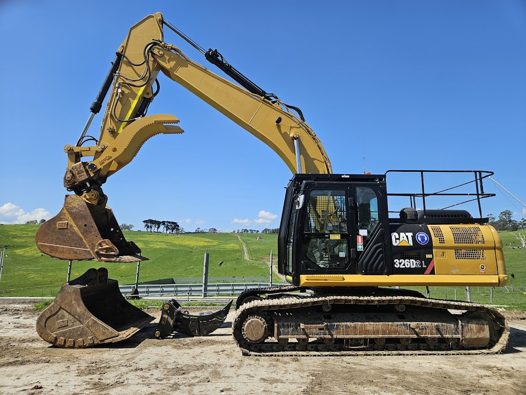 Earth Moving and Trees Trevor Bunn | 30 Canobios Road, Bena VIC 3946, Australia | Phone: 0427 572 270