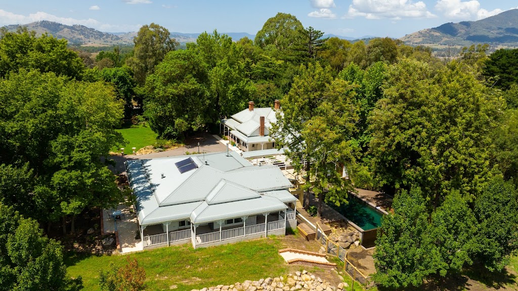 Glen Avon Country House | 392 Yackandandah - Wodonga Rd, Staghorn Flat VIC 3691, Australia | Phone: 0419 271 058