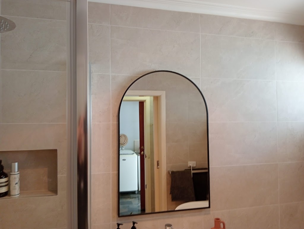 MRT Bathroom Renovations | 20 Silver Gum Dr, Pakenham VIC 3810, Australia | Phone: 0466 361 887