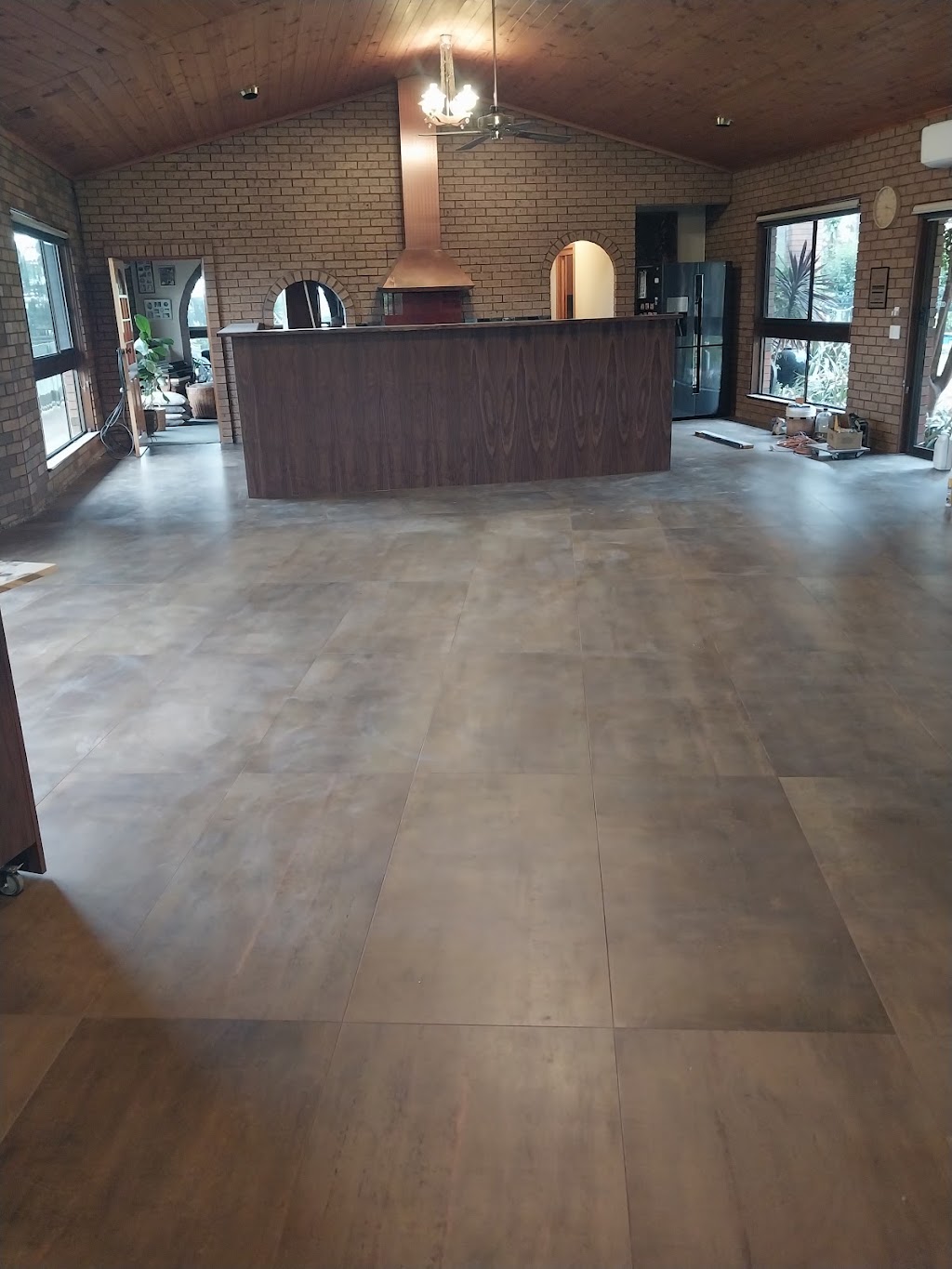 SAS Tiling | 300 Warburton Hwy, Wandin North VIC 3139, Australia | Phone: 0402 675 553