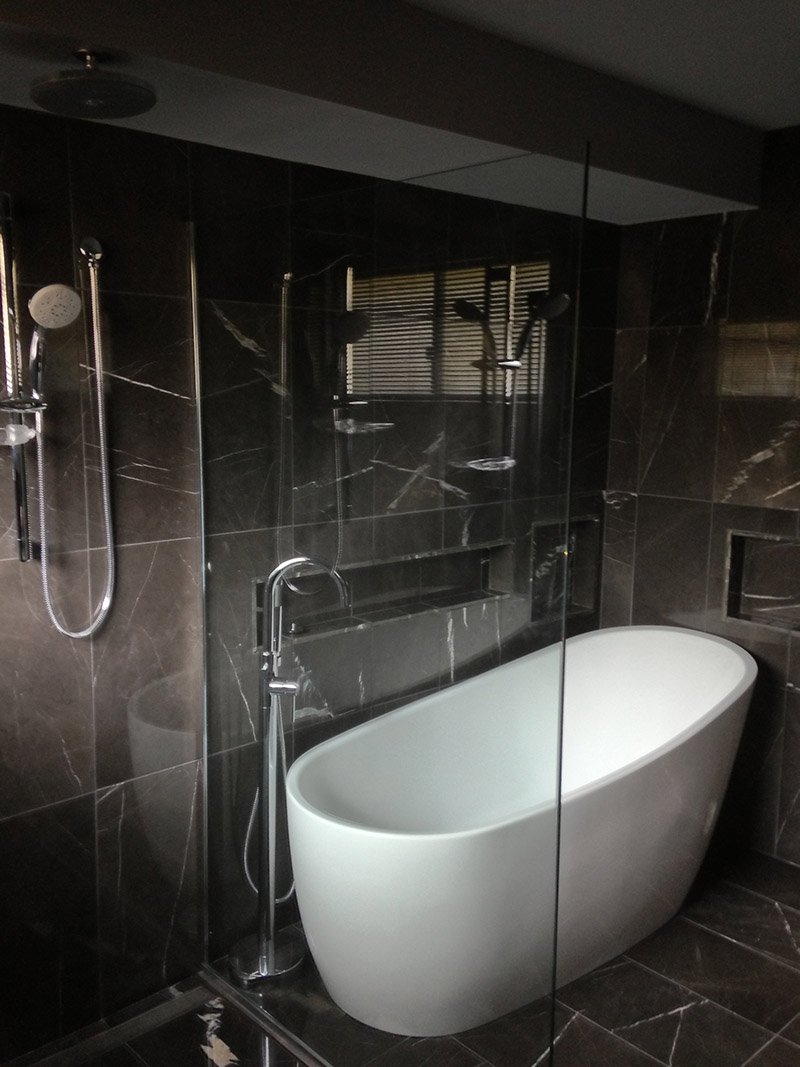 Milligans Shower Screens Forster | 76 Kularoo Dr, Forster NSW 2428, Australia | Phone: (02) 6554 7018