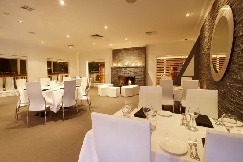 Versatile Restaurant | 18 OHanlon Pl, Nicholls ACT 2913, Australia | Phone: (02) 6230 9333