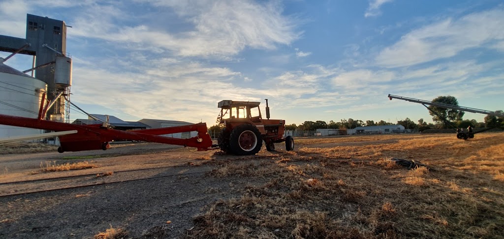 Yarrawonga Railway Station | Lott St, Yarrawonga VIC 3730, Australia | Phone: 0428 431 124