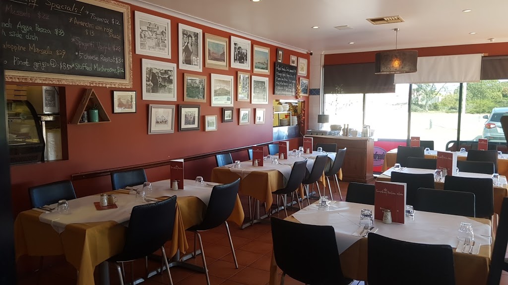 Something Italian | restaurant | 5/4 Hughie Edwards Dr, Merriwa WA 6030, Australia | 0893059808 OR +61 8 9305 9808