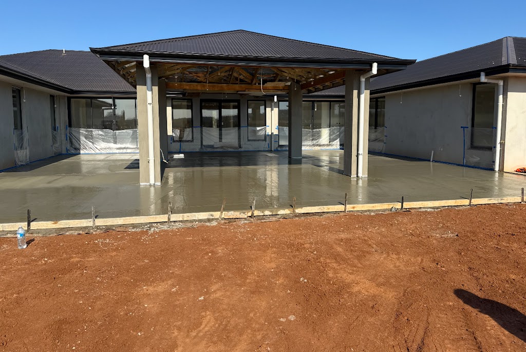 McRae Concrete Constructions | 51 Madden Dr, Griffith NSW 2680, Australia | Phone: 0421 425 740