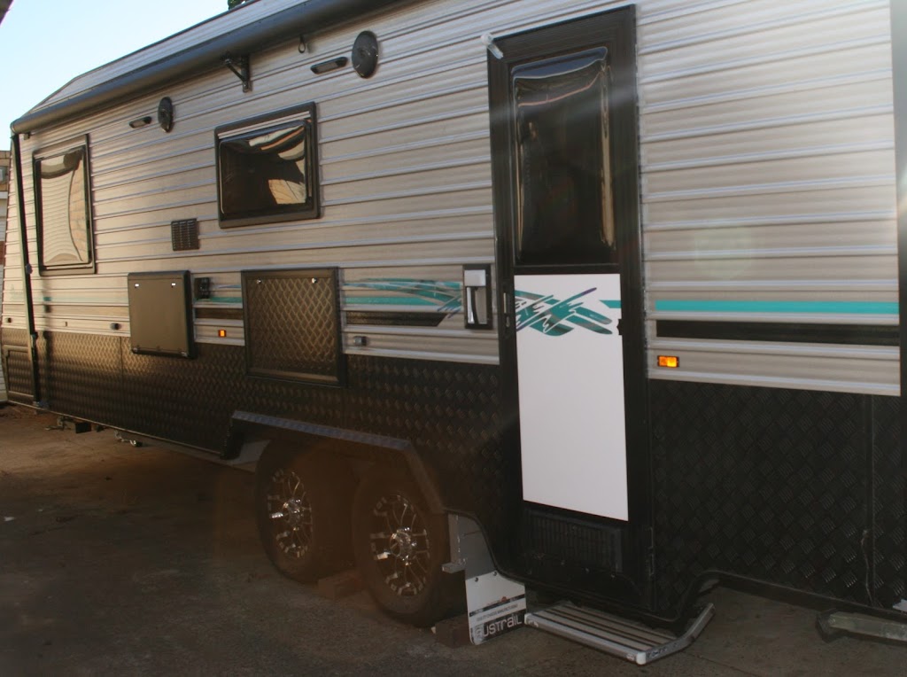 GlonCo Caravan Repair | 1/16 Harrison Ct, Melton VIC 3337, Australia | Phone: 0430 477 792
