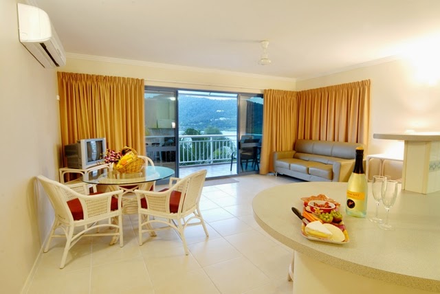 Coral Sea Vista Apartments | lodging | 5 Hermitage Dr, Airlie Beach QLD 4802, Australia | 0749481898 OR +61 7 4948 1898