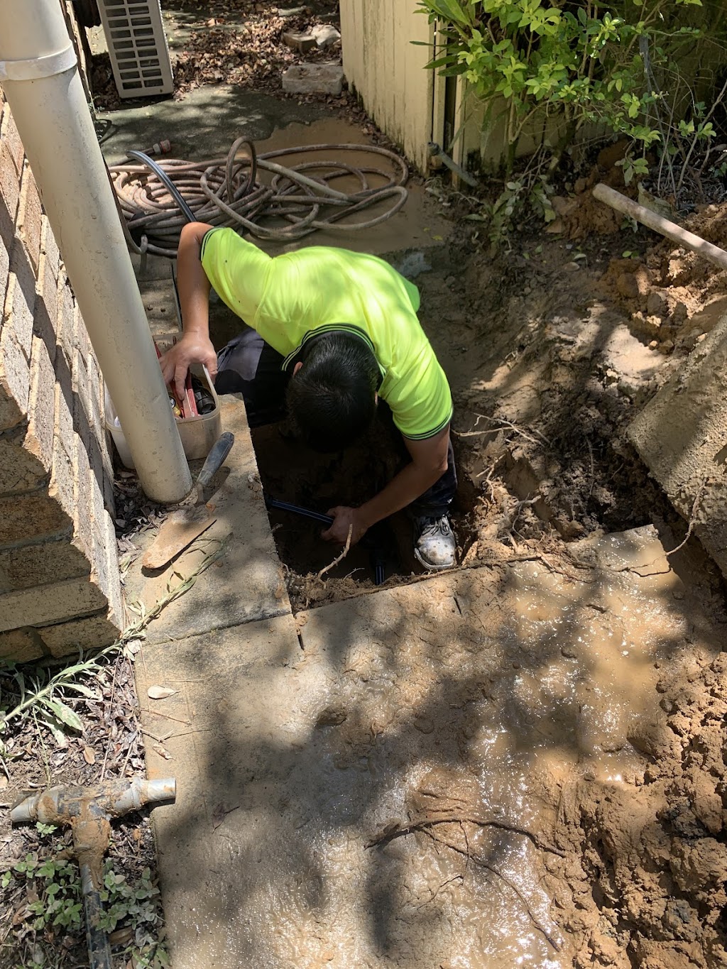 Sunny Brisbane Plumbing and Gas | 23 Oldbury Pl, Forest Lake QLD 4078, Australia | Phone: 0425 729 656