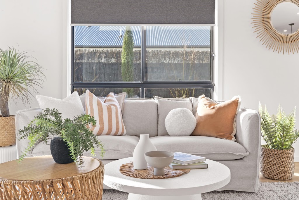 Hudsonia Styling | 26 Lakeland Dr, Lucas VIC 3350, Australia | Phone: 0423 401 605