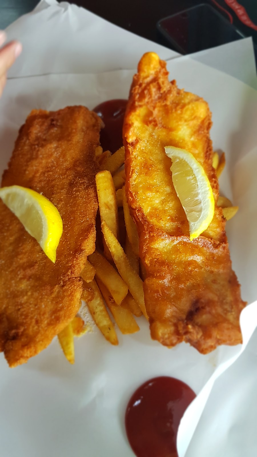 G.P Witts Traditional Fish & Chips | meal takeaway | 53 Walla St, Bundaberg South QLD 4670, Australia | 0741542155 OR +61 7 4154 2155