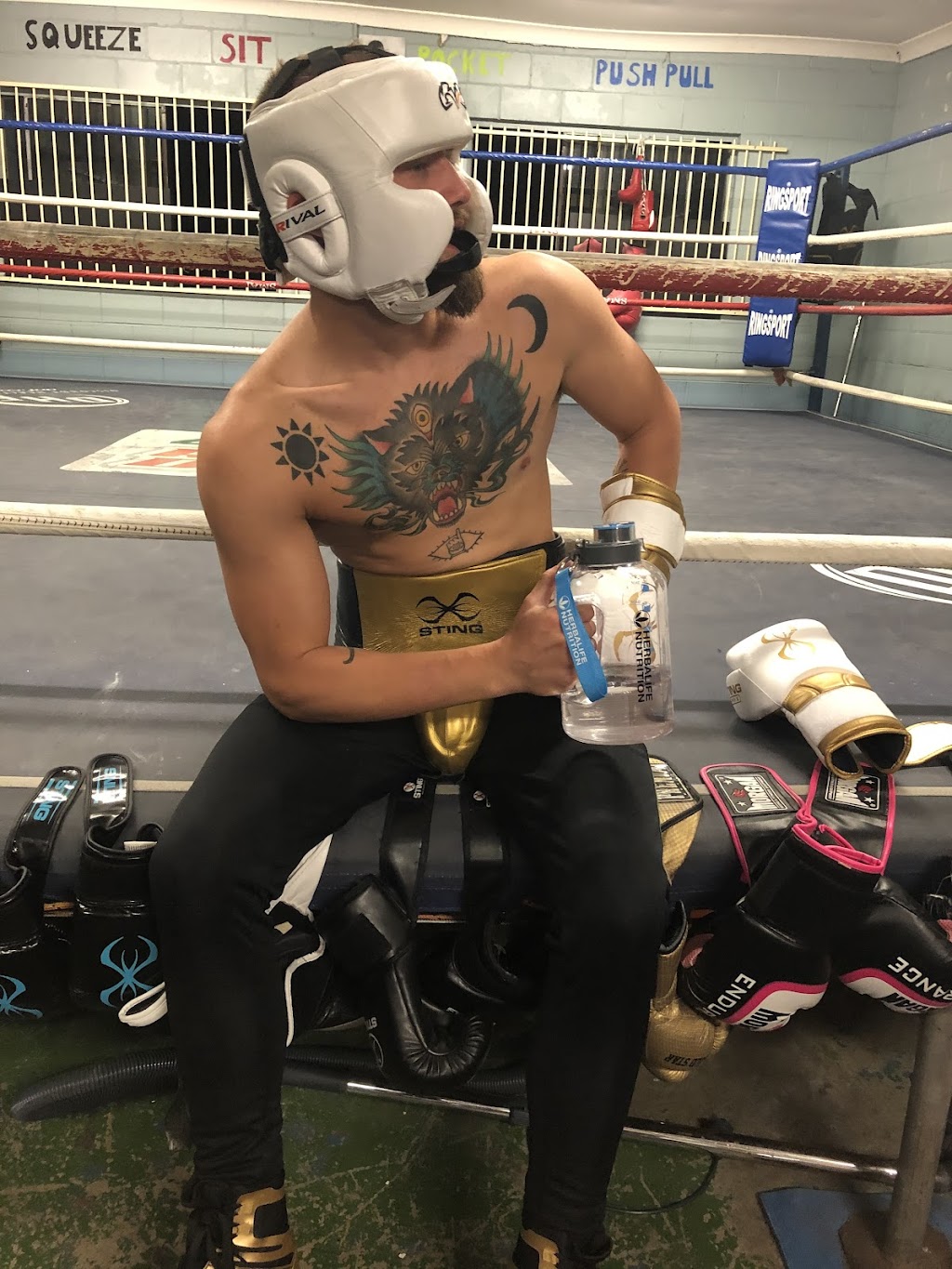 Central Coast Boxing Club | 1A Noela Pl, Budgewoi NSW 2262, Australia | Phone: 0466 640 379